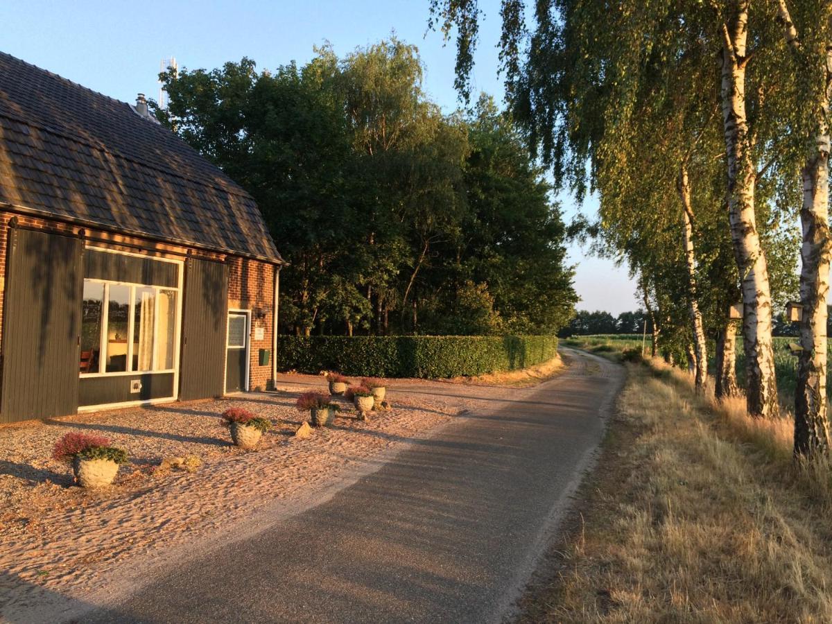 B&B Op 'T Eikenschoor Soerendonk Ngoại thất bức ảnh
